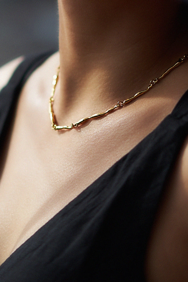 Tinicoterie Rain On Me Necklace - gold - closeup